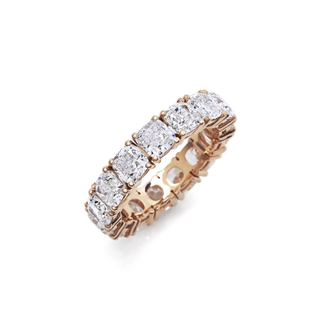 Classics eternity in rose gold and cushion diamonds